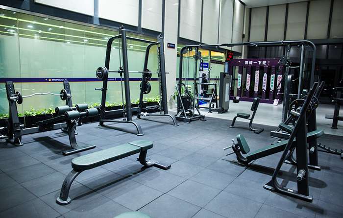 室内健身器材-自由力量器械